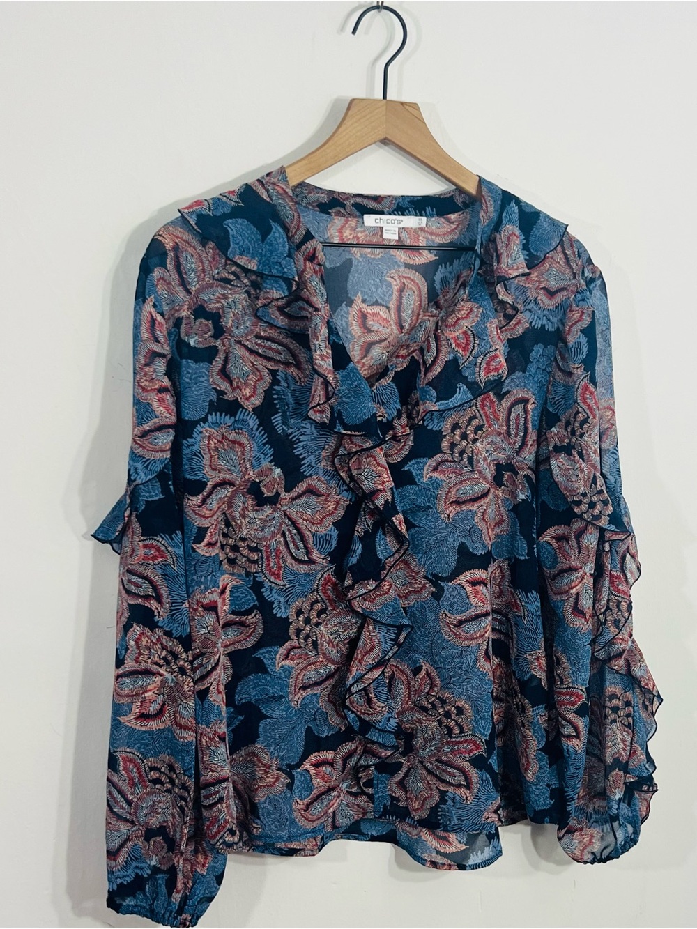 Chico's Slightly Sheer Floral Ruffle V Neck Blouse Vibrant Flowers Size 10